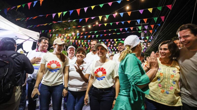 COMPARTEN CANCUNENSES ALEGRÍA DEL 53 ANIVERSARIO DE CANCÚN EN ZONA FUNDACIONAL