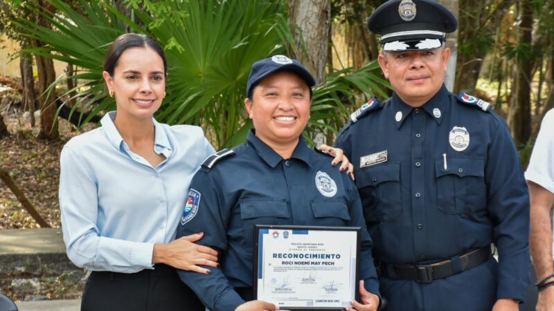 PROMUEVE ANA PATY PERALTA HONRADEZ, PROFESIONALISMO Y EFICIENCIA EN POLICÍAS GRADUADOS