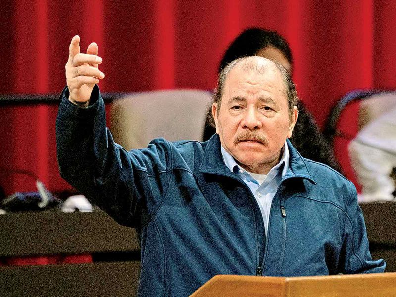 Presidente Daniel Ortega cierra la Cruz Roja y le quita bienes