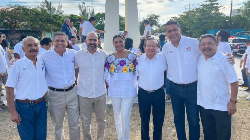 Jorge Aguilar Osorio hace un reconocimiento a la pasión y entrega del gremio magisterial