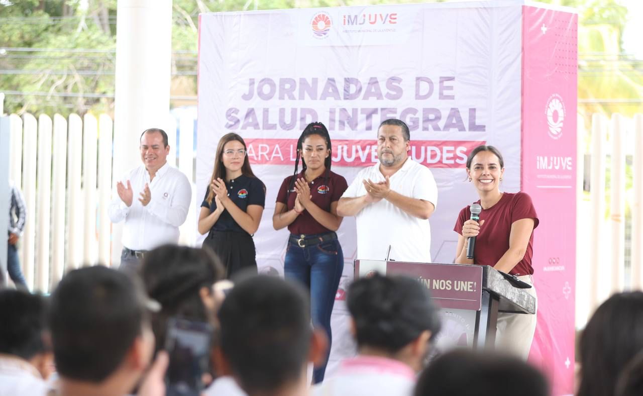 Constata Ana Paty Peralta Primer Jornada de Salud Integral para las Juventudes