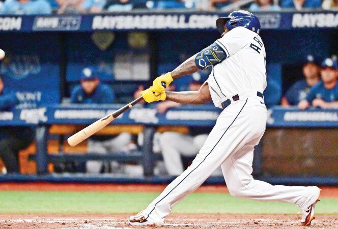 Triunfo con sabor mexicano: todo le sale bien a los Rays