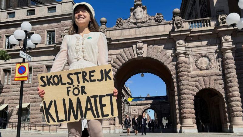 Greta Thunberg termina su huelga escolar de los viernes; se gradúa de la preparatoria