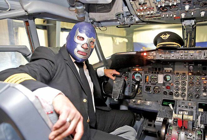 Blue Demon surcará ahora por los cielos; homenaje a la lucha