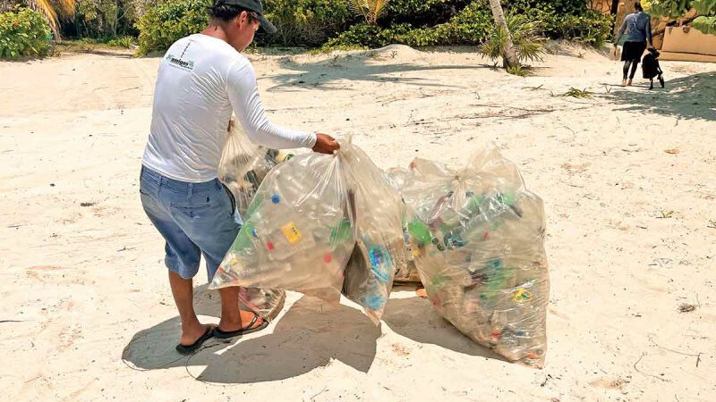 Basura amenaza a la reserva de Sian Ka’an