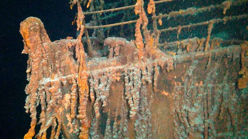 (VIDEOS) Desaparece submarino con turistas que exploraba los restos del Titanic