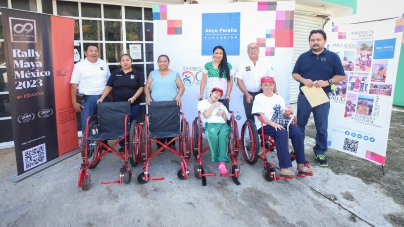 Entrega Blanca Merari sillas de ruedas donadas por el Rally Maya y Fundación ”Alejo Peralta”