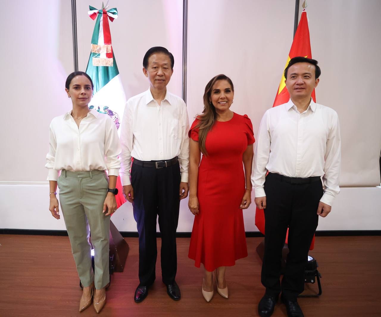 Participa Ana Paty Peralta en encuentro con delegación de la Asamblea Popular Nacional China