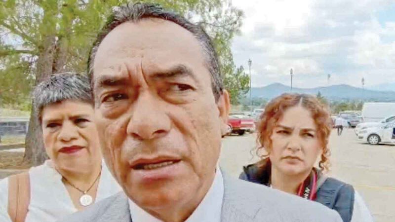 Cura Goyo amaga con tomar sedes públicas