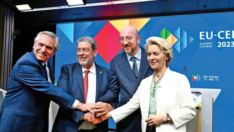 Unión Europea y Celac urgen fin de la guerra