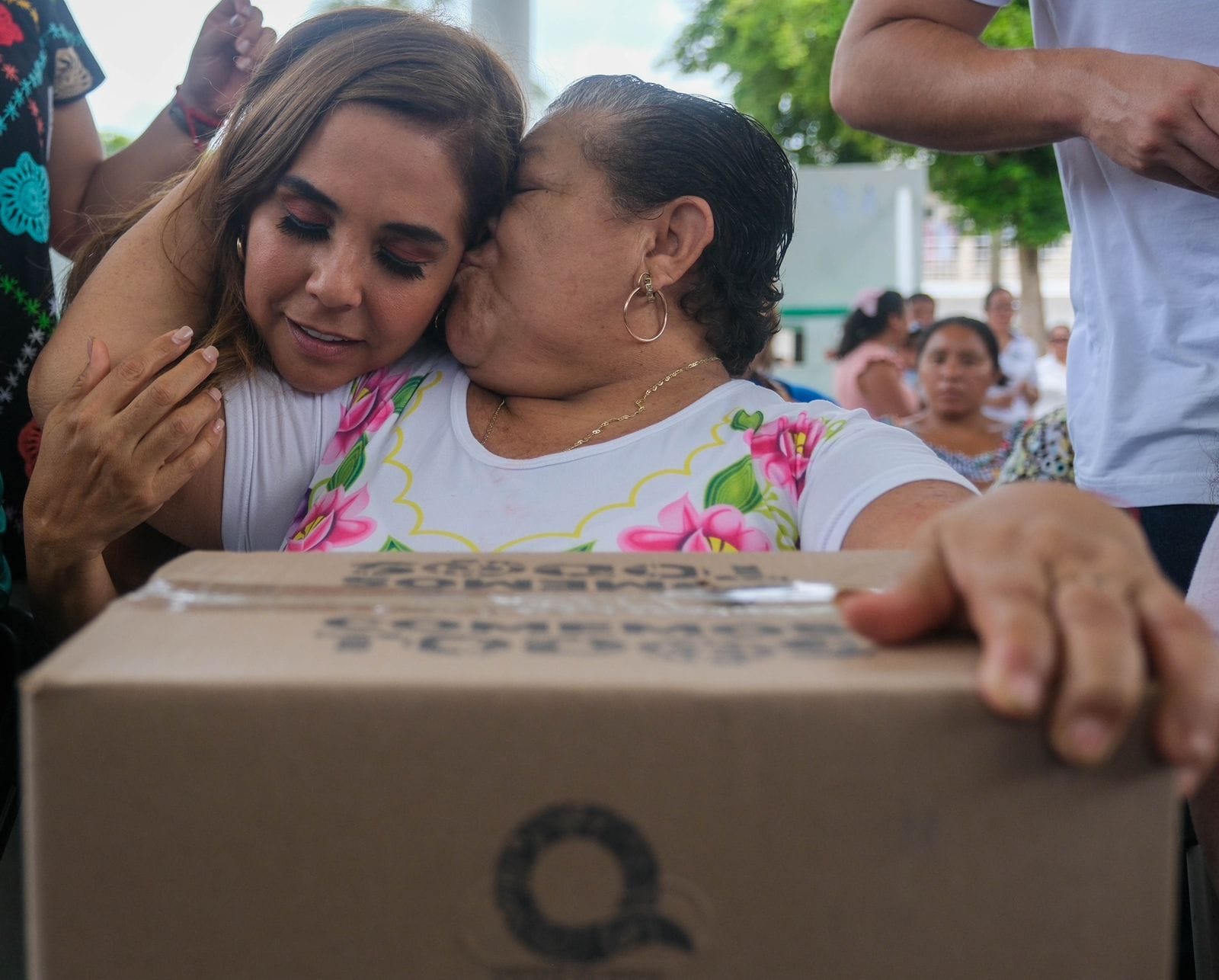 En Quintana Roo impulsamos mujeres fuertes, autónomas y seguras: Mara Lezama