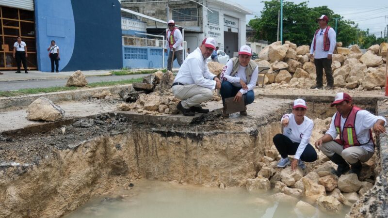 Mara Lezama supervisa trabajos de atención a desfondes en Chetumal