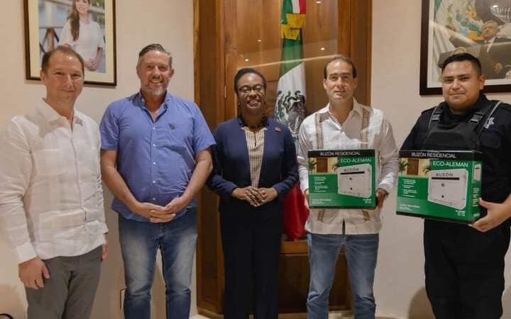 Sostiene Diego Castañón histórico encuentro con la cónsul estadounidense Dorothy Nguttter