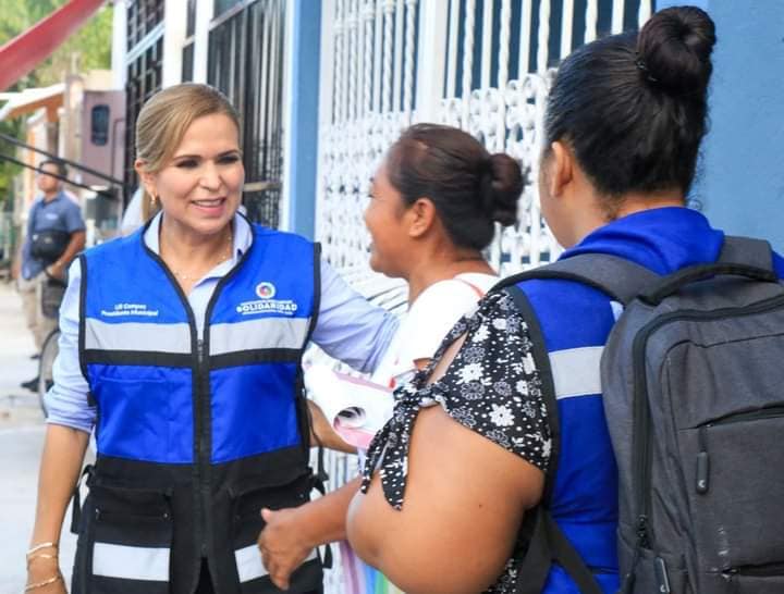 Lili Campos visitó a vecinos de la colonia 28 de Julio