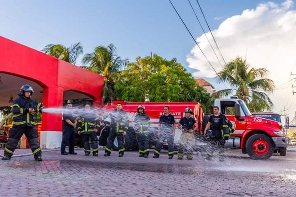 Invitan a bomberos de Solidaridad a participar en competencia en Veracruz