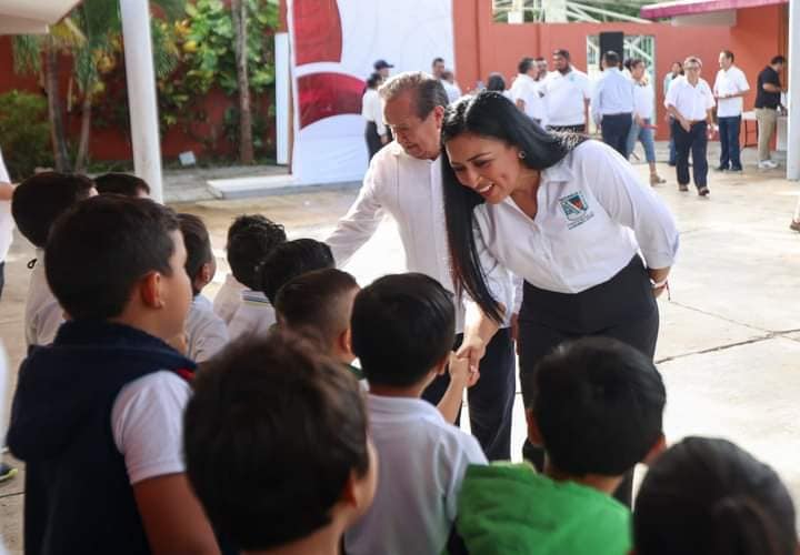 Inaugura Blanca Merari el ciclo escolar 2023-2024, primero con el modelo de la nueva escuela mexicana