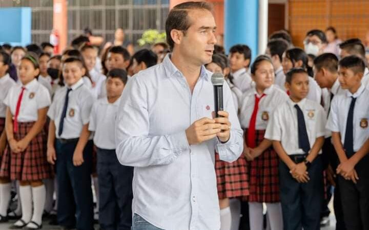 Diego Castañón encabeza inicio de ciclo escolar 2023-2024 en Tulum