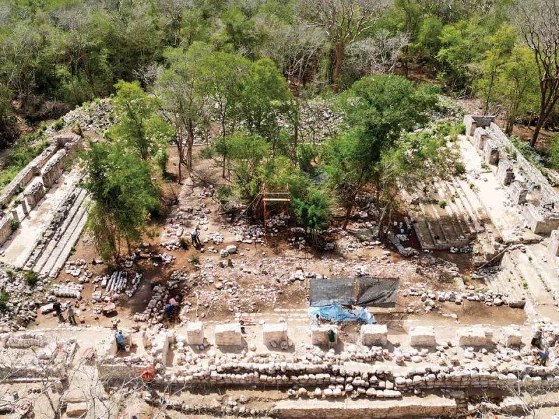 Descubrimiento arqueológico: desentierran dos nuevos conjuntos en Kabah