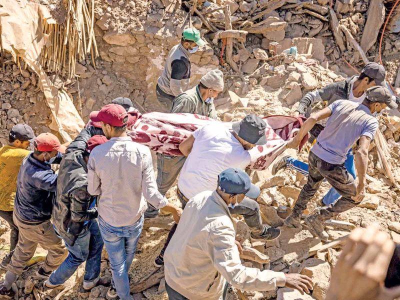 “Están todos debajo de las ruinas”; familias destrozadas en Marruecos