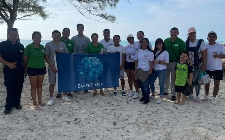 Gobierno Municipal de Isla Mujeres suma esfuerzos para sanear Isla Blanca y la Laguna Chacmuchuc