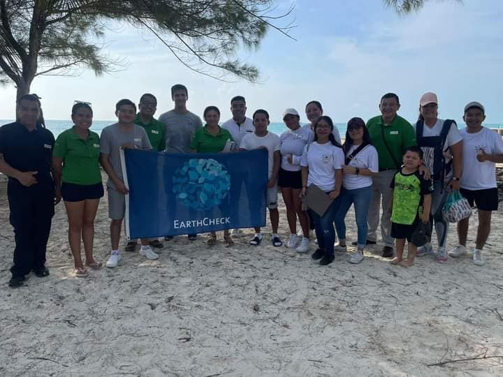 Gobierno Municipal de Isla Mujeres suma esfuerzos para sanear Isla Blanca y la Laguna Chacmuchuc