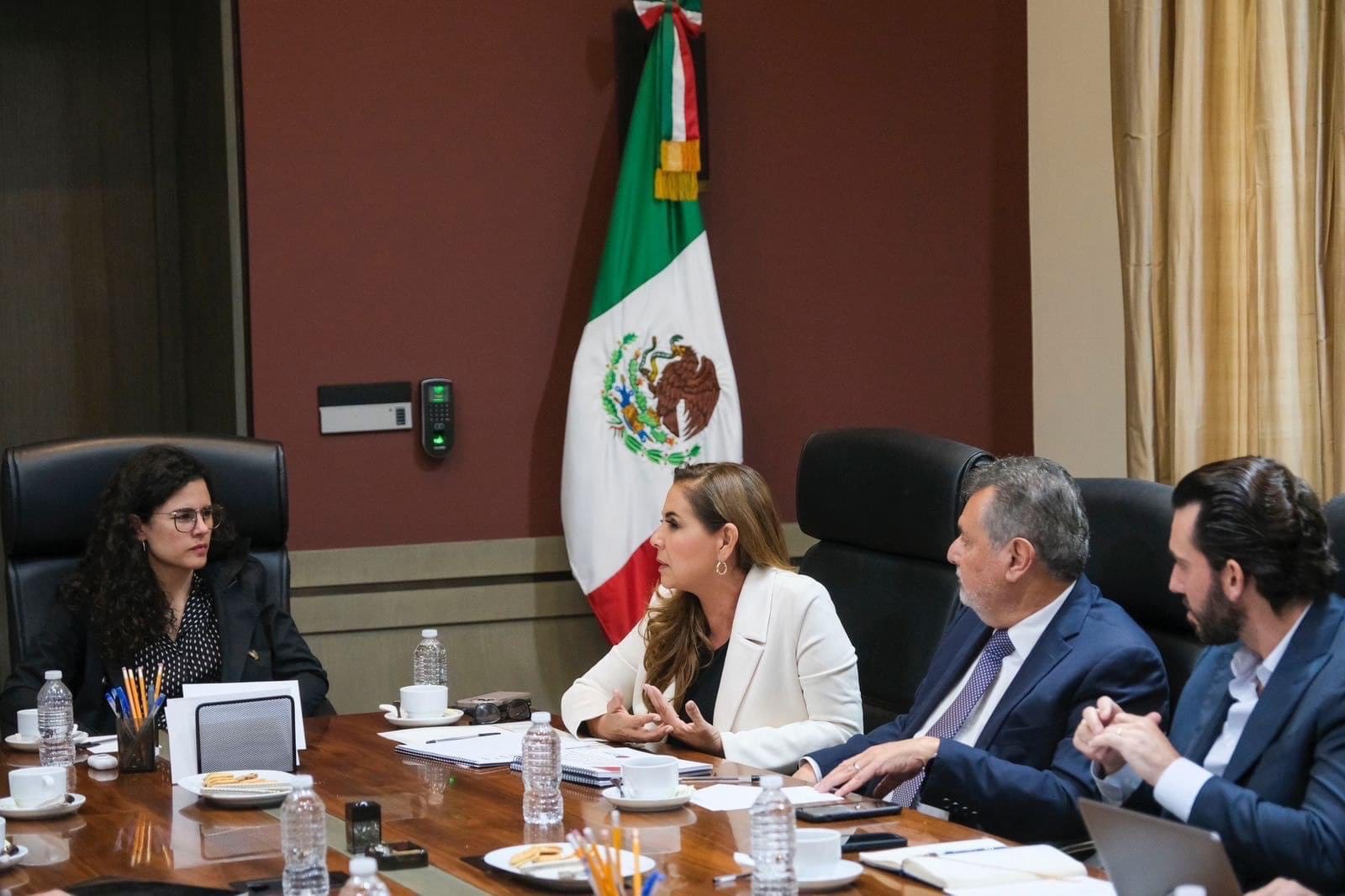 Evalúa Mara Lezama con Gobernación activos y condiciones del equipo y servicio de Fonatur en Quintana Roo 