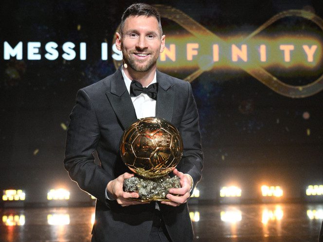 Messi conquista su histórico octavo Balón de Oro