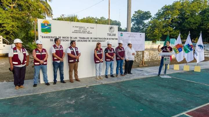 Diego Castañón pone en marcha construcción de arcotecho en Sahcabmucuy