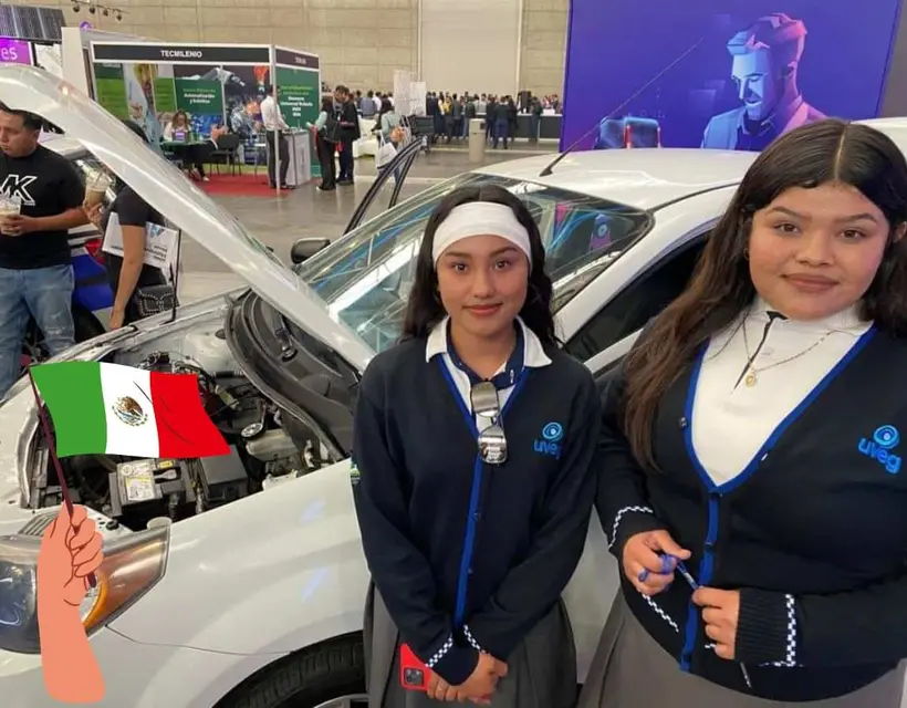 Alumnas de Telebachillerato en Guanajuato transforman auto de gasolina a eléctrico