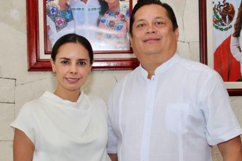 SOSTIENE ANA PATY PERALTA ENCUENTRO CON NUEVO SECRETARIO GENERAL DE SINDICATO DE TAXISTAS EN CANCÚN