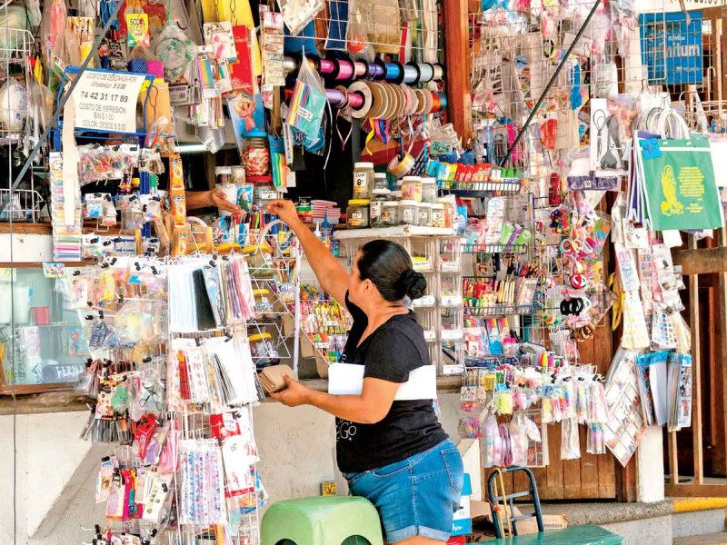 Acapulco ya se mueve; transportistas hacen su agosto