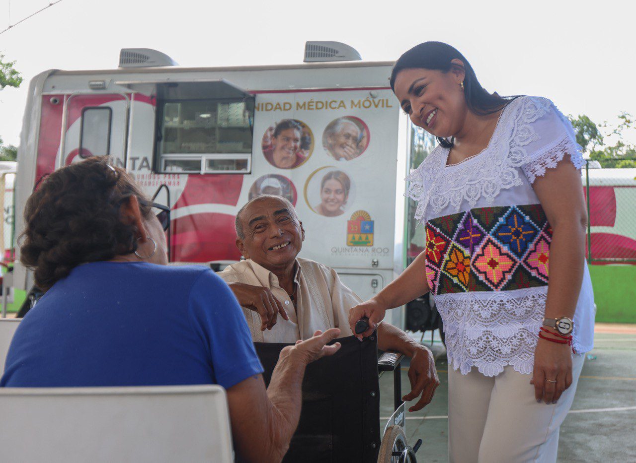 VISITA BLANCA MERARI LAS UNIDADES MÓVILES DE ATENCIÓN MÉDICA EN LEONA VICARIO