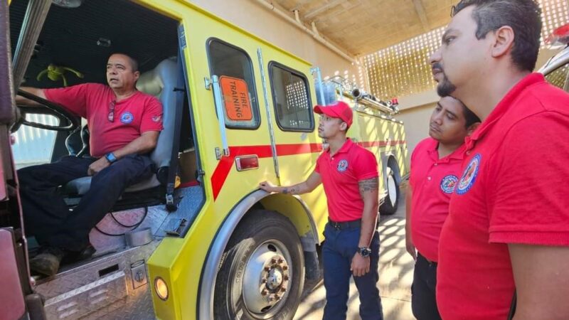 BOMBEROS DE PUERTO MORELOS, EN CAPACITACIÓN CONSTANTE