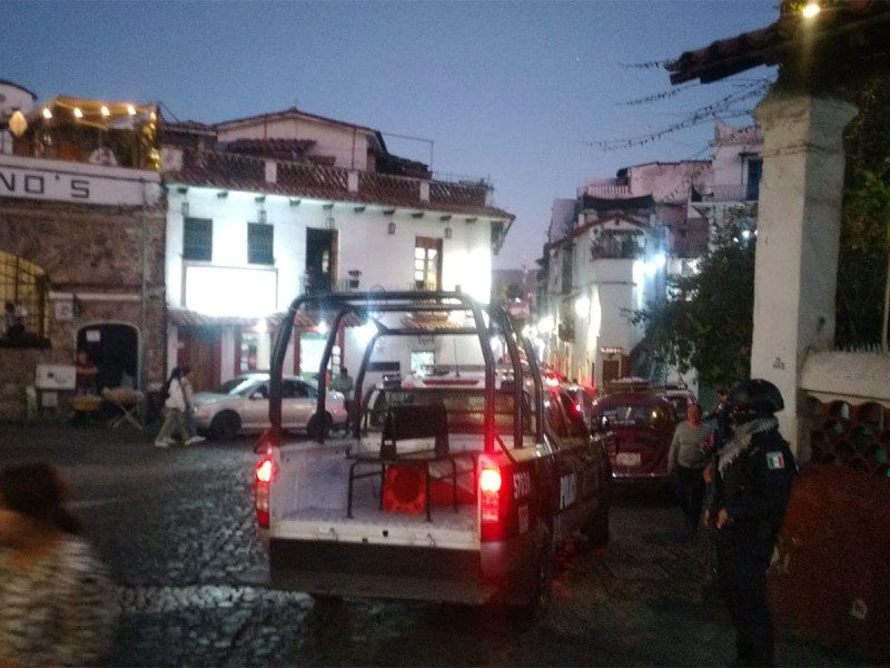 Taxco continúa sin transporte público por amenazas a choferes; escuelas suspenden clases