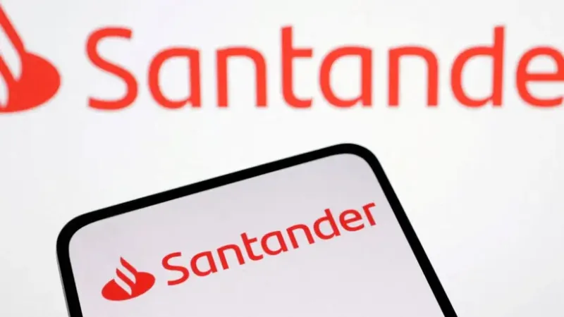 Santander recorta 300 empleos en EU; buscan reestructurar modelo operativo