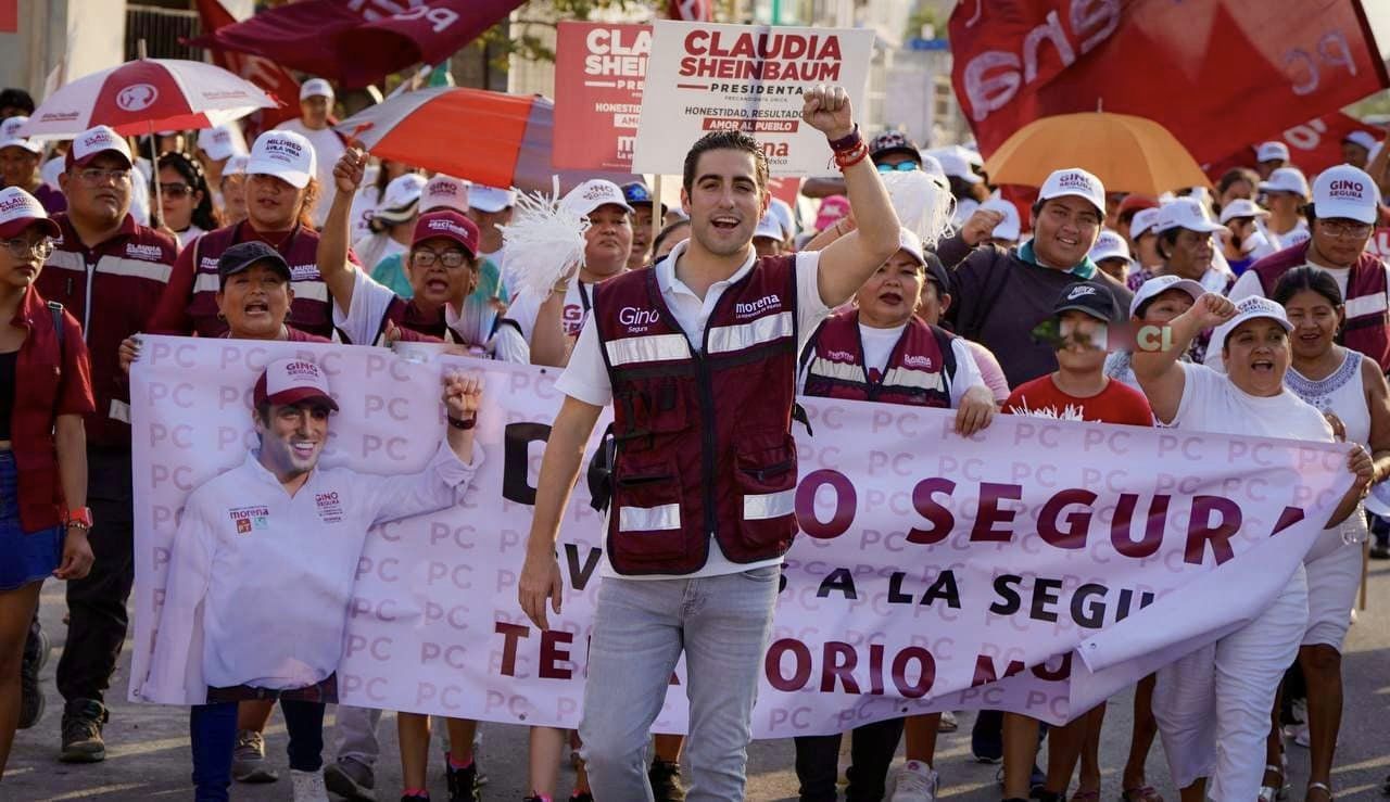 Candidato Gino Segura motiva a sus seguidores en una gran caminata por la Transformación