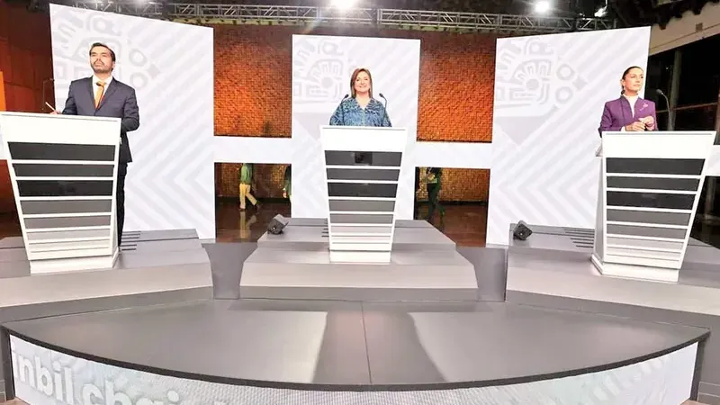 Llaman al voto masivo en el tercer debate presidencial