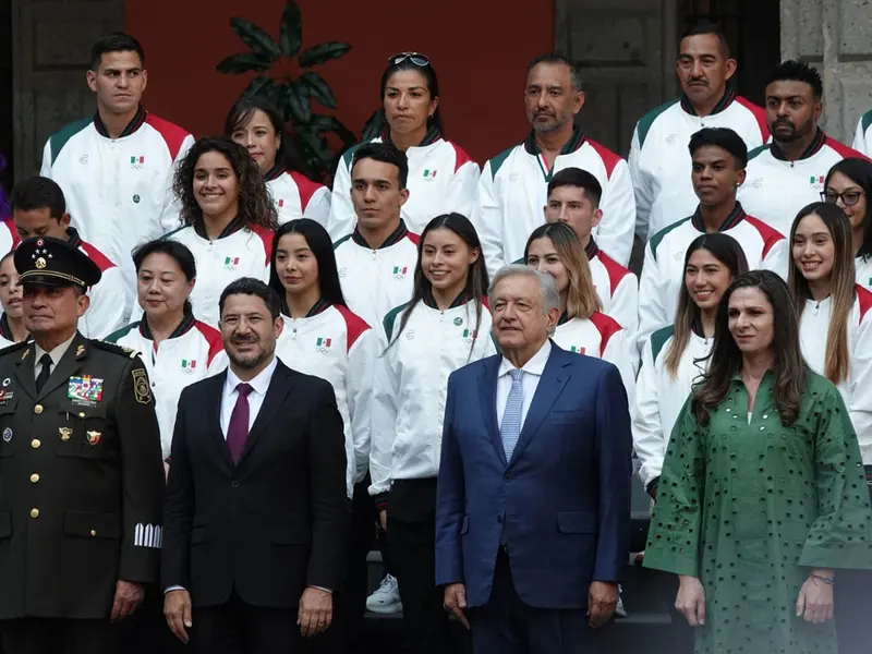 Andrés Manuel López Obrador encabeza abanderamiento de cara a París 2024