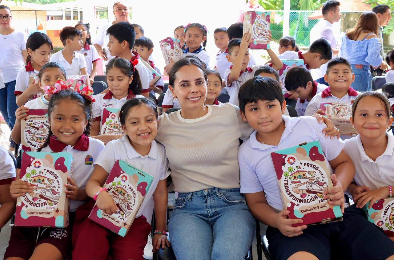 ESTAMOS APOYANDO LOS PRIMEROS PASOS PARA LA TRANSFORMACIÓN DE NUESTRAS NIÑAS Y NIÑOS: ANA PATY PERALTA