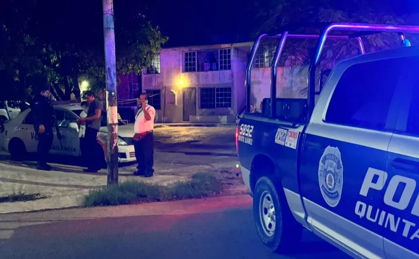 Taxista resulta lesionado tras asalto en Cancún; atacantes fingen ser pasajeros