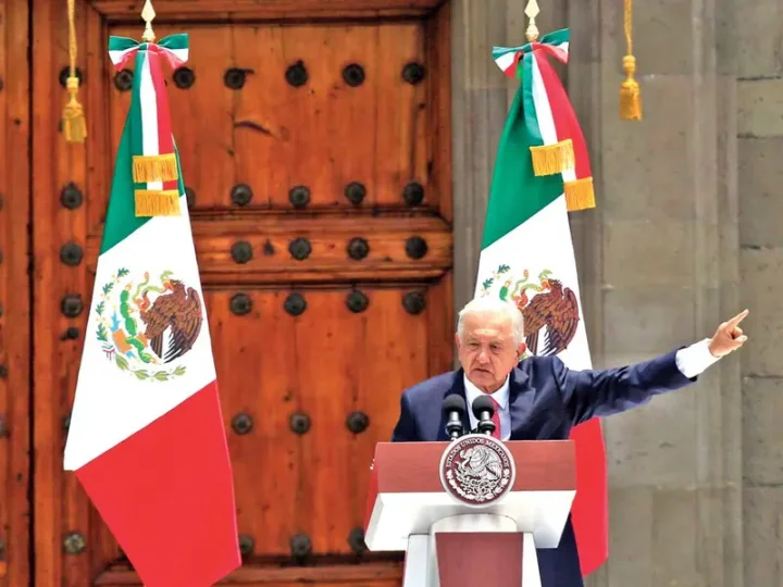 Pasa estafeta de la transformación; López Obrador rinde su último informe