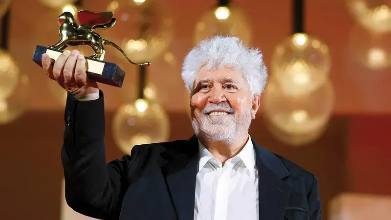 Pedro Almodóvar hace historia en el Festival de Cine de Venecia