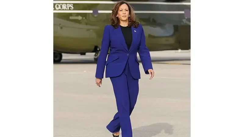 Kamala Harris gana popularidad entre electores