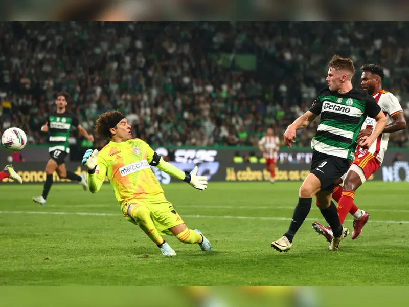 Guillermo Ochoa sufre su primer goleada en Portugal