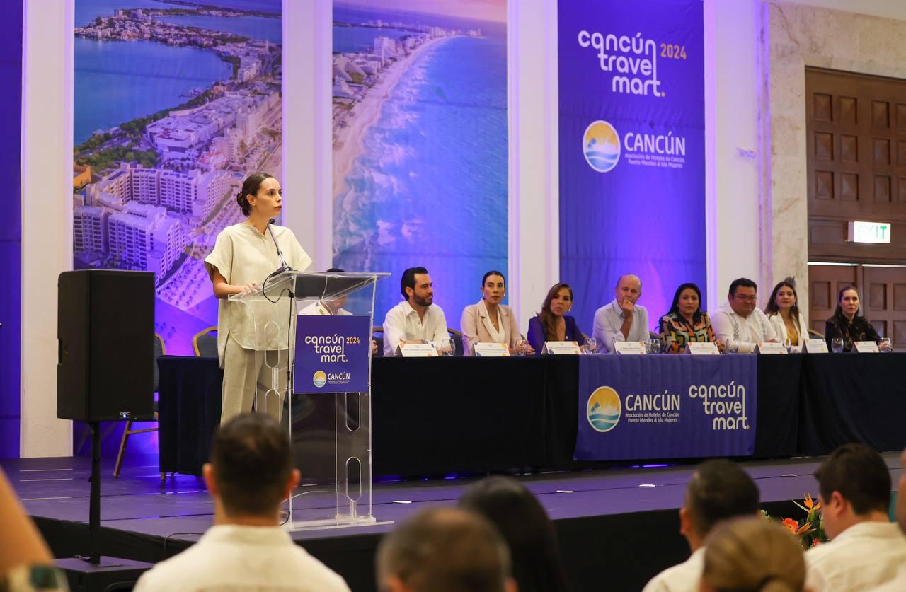 PROPONE ANA PATY PERALTA FORTALECER Y DIVERSIFICAR EL TURISMO EN EL CANCÚN TRAVEL MART