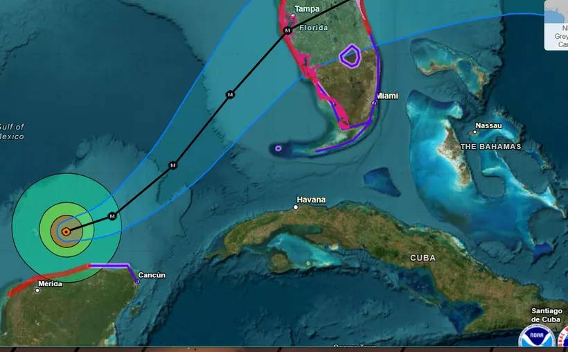 Huracán Milton se aleja de Quintana Roo como huracán categorá 4