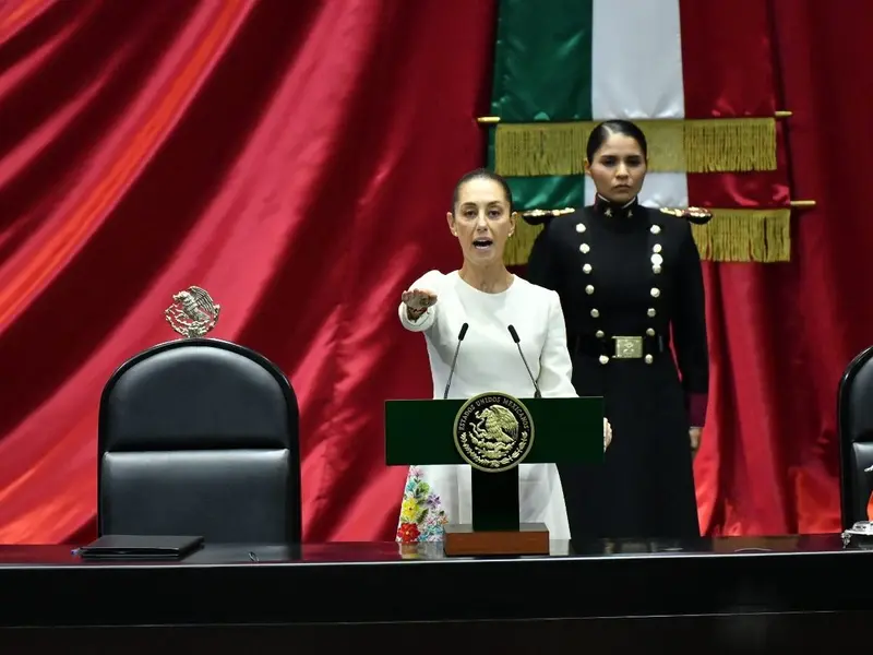 Sheinbaum rinde protesta como la primera mujer presidenta de México