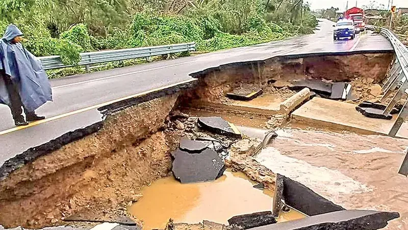 John dejó 76 mil casas afectadas en Guerrero; 60% de daños, por las inundaciones