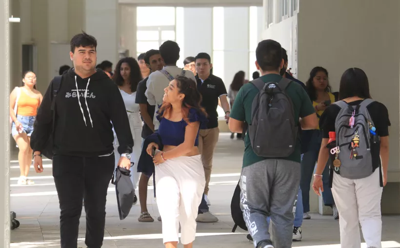 Ofrecen becas internacionales para estudiantes mexicanos