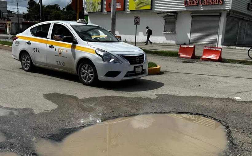 Lluvias dejan más de mil afectaciones, entre baches y socavones en Chetumal